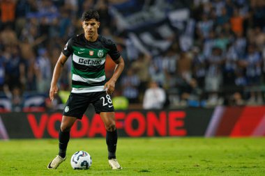 Mateus Fernandes Supertaca Candido de Oliveira 2024 maçında Estadio Municipal de Aveiro, Portekiz 'deki Sporting CP ve FC Porto takımları arasında oynadı (Maciej Rogowski)