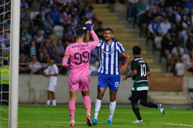 Diogo Costa, David Carmo Supertaca Candido de Oliveira 2024 maçında Estadio Municipal de Aveiro, Portekiz 'deki Sporting CP ve FC Porto takımları arasında oynadı (Maciej Rogowski)