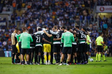 Supertaca Candido de Oliveira 2024 maçında Estadio Municipal de Aveiro, Portekiz 'deki Sporting CP ve FC Porto takımları arasında oynanmıştır (Maciej Rogowski)