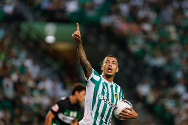 Clayton, Estadio Jose Alvalade 'deki (Maciej Rogowski) Sporting CP ve Rio Ave FC takımları arasında oynanan Liga Portekiz maçında gol attıktan sonra bunu kutlar.)