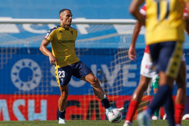 Pedro Alvaro, Liga Portekiz maçı sırasında Estoril Praia ve Santa Clara takımları arasında Estadio Antonio Coimbra da Mota 'da (Maciej Rogowski)