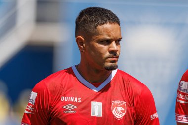 Lucas Soares, Liga Portekiz maçı sırasında Estoril Praia ve Santa Clara takımları arasında Estadio Antonio Coimbra da Mota 'da (Maciej Rogowski)