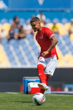 Lucas Soares, Liga Portekiz maçı sırasında Estoril Praia ve Santa Clara takımları arasında Estadio Antonio Coimbra da Mota 'da (Maciej Rogowski)