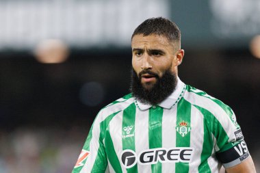 LaLiga EASPORTS maçı sırasında Estadio Benito Villamarin 'de Real Betis Balompie ve Girona FC takımları arasında Nabil Fekir (Maciej Rogowski)