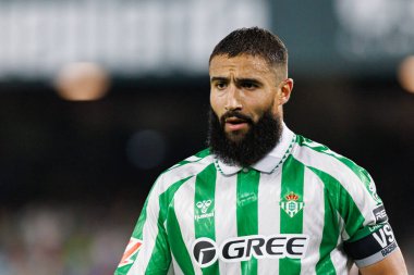 LaLiga EASPORTS maçı sırasında Estadio Benito Villamarin 'de Real Betis Balompie ve Girona FC takımları arasında Nabil Fekir (Maciej Rogowski)