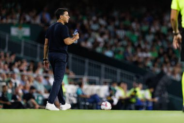 Estadio Benito Villamarin 'de Real Betis Balompie ve Girona FC takımları arasında oynanan LaLiga EASPORTS maçı sırasında Michel (Maciej Rogowski)