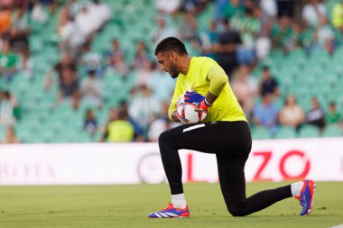 Paulo Gazzaniga LaLiga EASPORTS maçı sırasında Real Betis Balompie ve Girona FC takımları arasında Estadio Benito Villamarin (Maciej Rogowski)