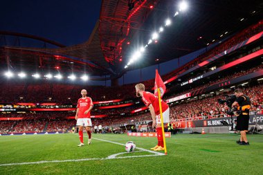 Fredrik Aursnes, Jan-Niklas Beste Liga Portekiz maçı sırasında Estadio Da Luz 'da SL Benfica ve Casa Pia AC takımları arasında görüldü (Maciej Rogowski)