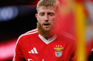 Jan-Niklas Beste, Liga Portekiz maçı sırasında Estadio Da Luz 'da SL Benfica ve Casa Pia AC takımları arasında görüldü (Maciej Rogowski)