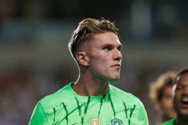 Viktor Gyokeres, Estadio Algarve 'deki SC Farense ve Sporting CP takımları arasında oynanan Liga Portekiz maçında gol attıktan sonra kutlamada görülüyor (Maciej Rogowski)