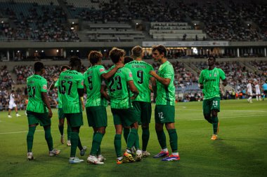SC Farense ve Estadio Algarve 'deki (Maciej Rogowski) CP takımları arasında oynanan Liga Portekiz maçında gol üstüne gol atarken görülen Sporting Takımı (Maciej Rogowski)