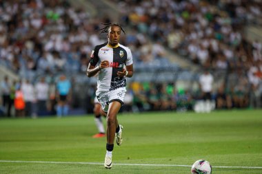 Estadio Algarve 'deki SC Farense ve Sporting CP takımları arasında oynanan Liga Portekiz maçı sırasında rakip Morais görüldü (Maciej Rogowski)