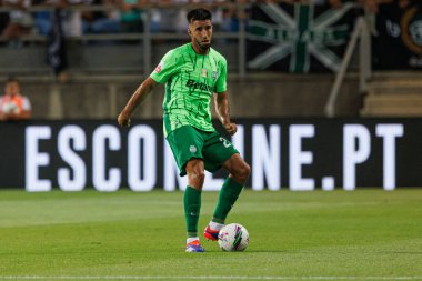 Goncalo Inacio, Liga Portekiz maçı sırasında Estadio Algarve 'deki SC Farense ve Sporting CP takımları arasında görüldü (Maciej Rogowski)