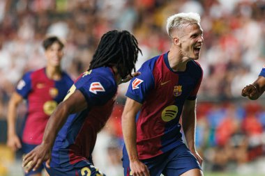 Dani Olmo, Estadio de Vallecas (Maciej Rogowski) takımları arasında LaLiga EA SPORTS maçında Rayo Vallecano ve FC Barcelona takımları arasında attığı golü kutlarken görüldü.)