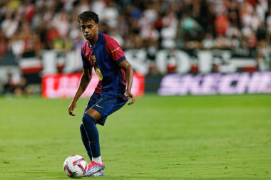 Lamine Yamal, Estadio de Vallecas 'ta Rayo Vallecano ve FC Barcelona takımları arasında oynanan LaLiga EA SPORTS maçı sırasında görüldü (Maciej Rogowski)