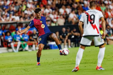 Marc Bernal, Estadio de Vallecas 'ta Rayo Vallecano ve FC Barcelona takımları arasında oynanan LaLiga EA SPORTS maçı sırasında görüldü (Maciej Rogowski)