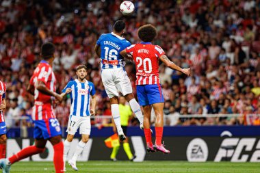 Walid Cheddira, Axel Witsel LaLiga EA SPORTS maçı sırasında Estadio Civitas Metropolitano 'daki Atletico de Madrid ve RCD Espanyol takımları arasında görüldü.