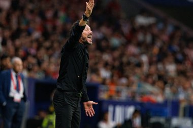 Diego Simeone, Estadio Civitas Metropolitano 'da Atletico de Madrid ve RCD Espanyol takımları arasında oynanan LaLiga EA SPORTS maçı sırasında görüldü.