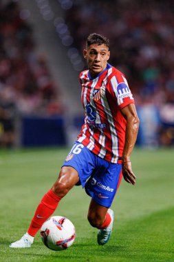 Atletico de Madrid ve Estadio Civitas Metropolitano 'daki RCD Espanyol takımları arasında LaLiga EA SPORTS maçı sırasında görülen Nahuel Molina