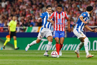 Alvaro Tejero, Samuel Lino LaLiga EA SPORTS maçı sırasında Estadio Civitas Metropolitano 'daki Atletico de Madrid ve RCD Espanyol takımları arasında görüldü.