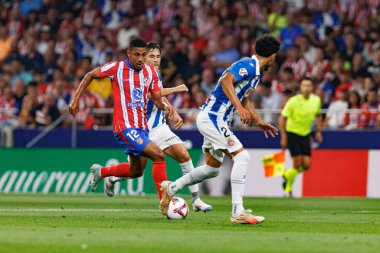 Samuel Lino, Omar El-Hilali LaLiga EA SPORTS maçı sırasında Estadio Civitas Metropolitano 'daki Atletico de Madrid ve RCD Espanyol takımları arasında görüldü.