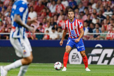 LaLiga EA SPORTS maçı sırasında Estadio Civitas Metropolitano 'da Atletico de Madrid ve RCD Espanyol takımları arasında Cesar Azpilicueta görüldü.