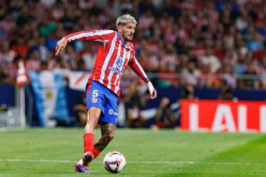 Rodrigo de Paul, Estadio Civitas Metropolitano 'da Atletico de Madrid ve RCD Espanyol takımları arasında oynanan LaLiga EA SPORTS maçı sırasında görüldü.