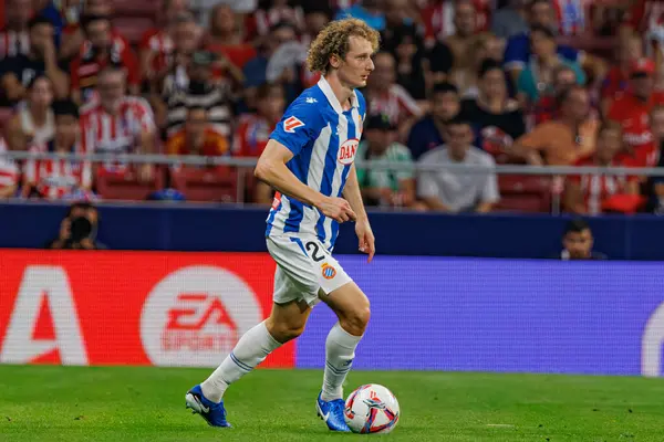 Alex King, Estadio Civitas Metropolitano 'daki Atletico de Madrid ve RCD Espanyol takımları arasında oynanan LaLiga EA SPORTS maçı sırasında görüldü.