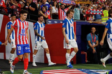 Julian Alvarez, Alex King LaLiga EA SPORTS maçı sırasında Estadio Civitas Metropolitano 'da Atletico de Madrid ve RCD Espanyol takımları arasında görüldü.