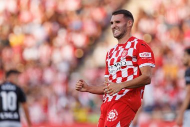 Abel Ruiz, Estadi Montilivi 'deki Girona FC ve CA Osasuna takımları arasında oynanan LaLiga EA SPORTS maçı sırasında görüldü (Maciej Rogowski)