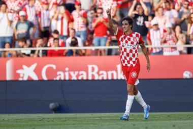 Bryan Gil, Estadi Montilivi 'deki Girona FC ve CA Osasuna takımları arasındaki LaLiga EA SPORTS maçında gol attıktan sonra kutlama yaparken görüldü (Maciej Rogowski)