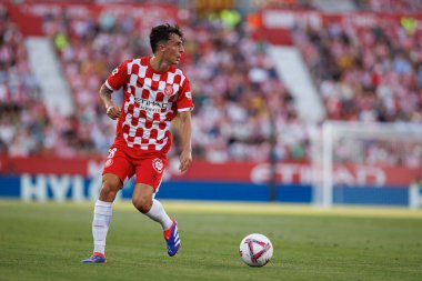 Alejandro Frances, Estadi Montilivi 'deki Girona FC ve CA Osasuna takımları arasında oynanan LaLiga EA SPORTS maçı sırasında görüldü (Maciej Rogowski)