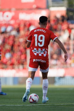 Estadi Montilivi 'deki Girona FC ve CA Osasuna takımları arasında oynanan LaLiga EA SPORTS maçı sırasında Bojan Miovski görüldü (Maciej Rogowski)