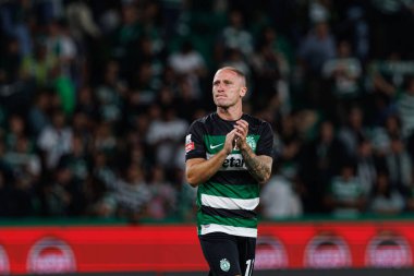 Estadio Jose Alvalade 'deki (Maciej Rogowski) Sporting CP ve FC Porto takımları arasında oynanan Liga Portekiz maçı sırasında Nuno Santos)