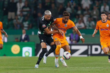 Estadio Jose Alvalade 'de (Maciej Rogowski) oynayan Sporting CP ve FC Porto takımları arasında oynanan Liga Portekiz maçı sırasında Zeno Debast, Goncalo Borges)