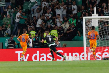 Viktor Gyokeres, Estadio Jose Alvalade (Maciej Rogowski) takımları arasında oynanan Liga Portekiz maçında attığı golü kutluyor.)