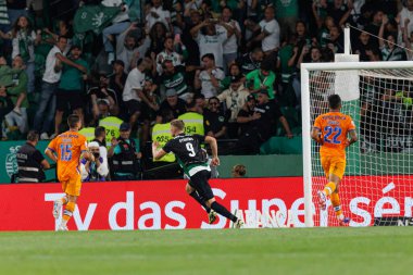 Viktor Gyokeres, Estadio Jose Alvalade (Maciej Rogowski) takımları arasında oynanan Liga Portekiz maçında attığı golü kutluyor.)