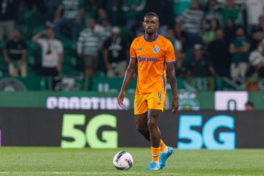 Estadio Jose Alvalade 'deki (Maciej Rogowski) Sporting CP ve FC Porto takımları arasında oynanan Liga Portekiz maçı sırasında Otavio Ataide)