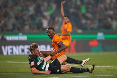 Viktor Gyokeres, Otavio Ataide Liga Portekiz maçı sırasında Estadio Jose Alvalade 'de (Maciej Rogowski)