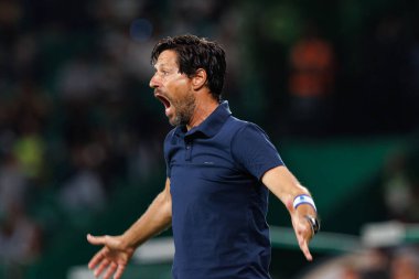 Estadio Jose Alvalade 'deki (Maciej Rogowski) Sporting CP ve FC Porto takımları arasında oynanan Liga Portekiz maçı sırasında Vitor Bruno)