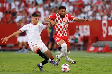 Orjan Nyland, Estadio Ramon Sanchez Pizjuan 'da Sevilla FC ve Girona FC takımları arasında LaLiga EA SPORTS maçında görüldü (Maciej Rogowski)