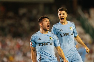 Curro, Estadio Nuevo Arcangel 'de (Maciej Rogowski) Cordoba CF ve Burgos CF takımları arasında oynanan LaLiga 2 Hypermotion maçında gol attıktan sonra kutlama yaparken görüldü.)