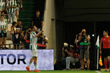 Antonio Casas, Estadio Nuevo Arcangel 'deki (Maciej Rogowski) Cordoba CF ve Burgos CF takımları arasında oynanan LaLiga 2 Hypermotion maçında attığı golü kutlarken görüldü.)