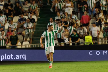 Antonio Casas, Estadio Nuevo Arcangel 'deki (Maciej Rogowski) Cordoba CF ve Burgos CF takımları arasında oynanan LaLiga 2 Hypermotion maçında attığı golü kutlarken görüldü.)