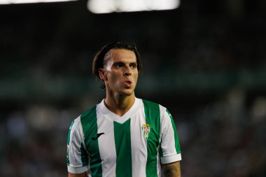 Alex Sala, Estadio Nuevo Arcangel 'de (Maciej Rogowski) Cordoba CF ve Burgos CF takımları arasında oynanan LaLiga 2 Hypermotion maçı sırasında görüldü.)