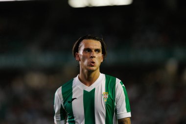 Alex Sala, Estadio Nuevo Arcangel 'de (Maciej Rogowski) Cordoba CF ve Burgos CF takımları arasında oynanan LaLiga 2 Hypermotion maçı sırasında görüldü.)