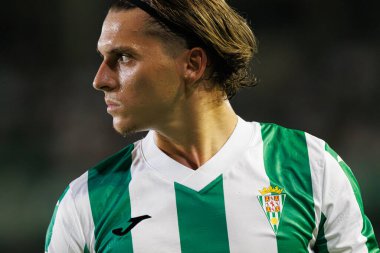 Alex Sala, Estadio Nuevo Arcangel 'de (Maciej Rogowski) Cordoba CF ve Burgos CF takımları arasında oynanan LaLiga 2 Hypermotion maçı sırasında görüldü.)