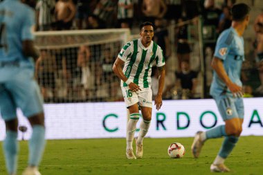 Jose Antonio Martinez, LaLiga 2 Hypermotion maçı sırasında Estadio Nuevo Arcangel 'deki Cordoba CF ve Burgos CF takımları arasında görüldü (Maciej Rogowski)