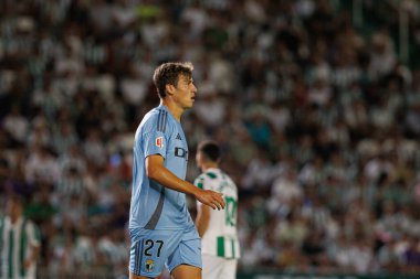 David Lopez, LaLiga 2 Hypermotion maçı sırasında Estadio Nuevo Arcangel 'de Cordoba CF ve Burgos CF takımları arasında görüldü (Maciej Rogowski)