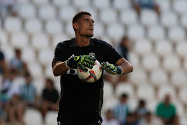 Ander Cantero, Estadio Nuevo Arcangel 'deki Cordoba CF ve Burgos CF takımları arasında LaLiga 2 Hypermotion maçı sırasında görüldü (Maciej Rogowski)